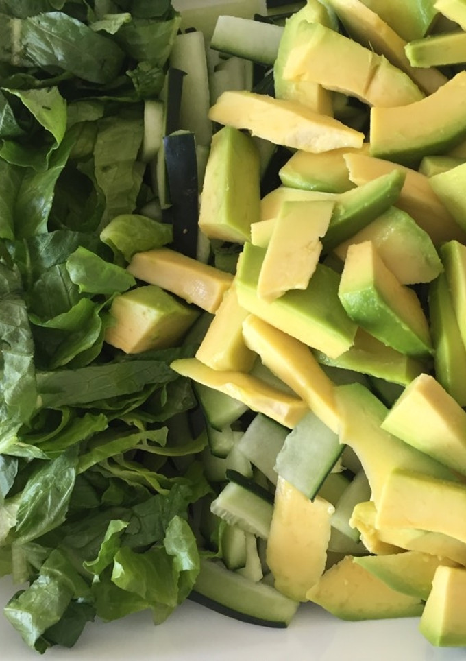 Una foto de Ensalada de aguacate en vinagreta de Maracuyá