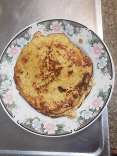 Una foto de Panqueque de banana y avena