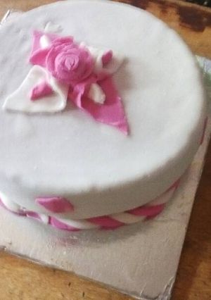 A picture of Strawberry cake.