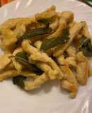 Straccetti di pollo alla mugnaia