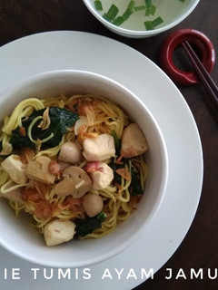 Foto resep Mie Tumis Ayam Jamur 🍜🍄