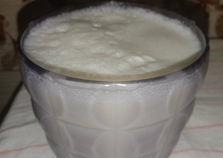 How to Prepare Banana Shake in 11 Minutes at Home