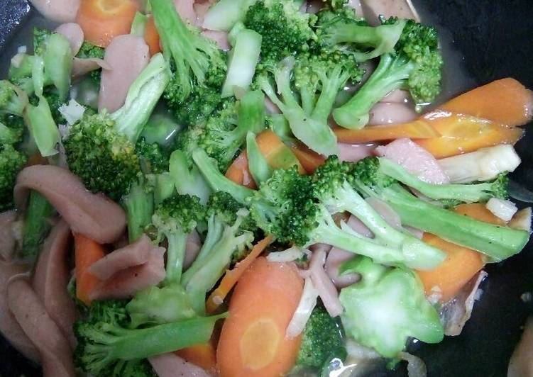 Bahan memasak Brokoli sosis buat si balita, Anti Gagal