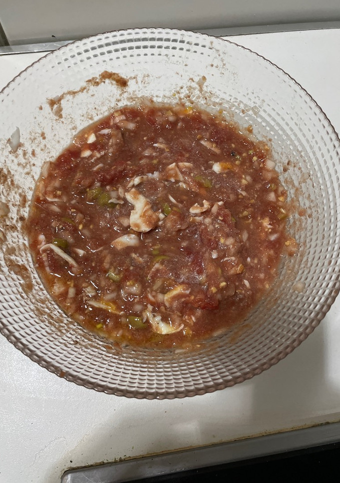 Una foto de Ensalada de tomate pelado