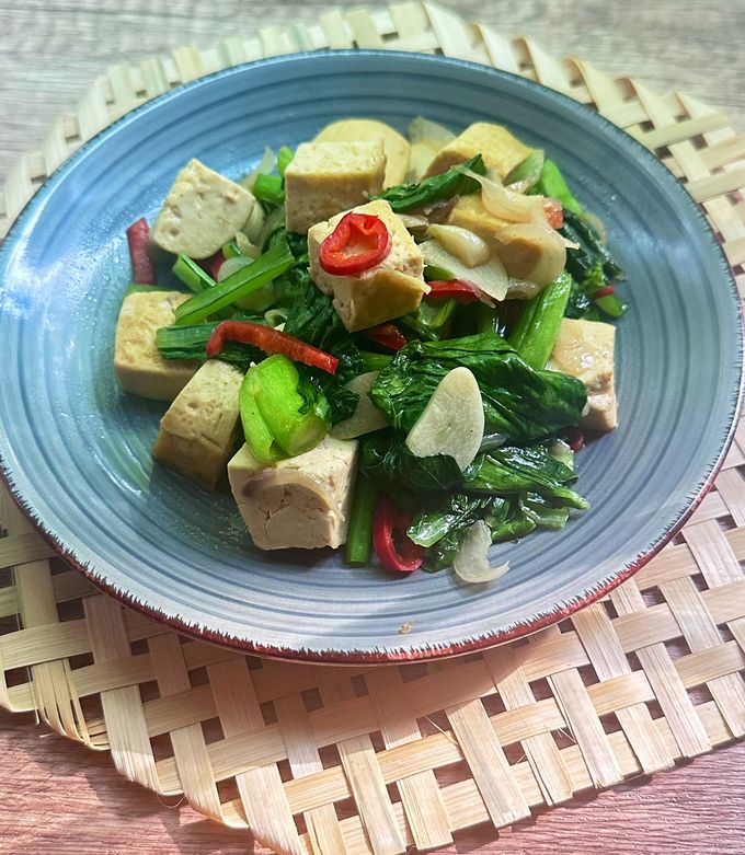 Foto resep Tumis Tahu Sawi hijau (17)