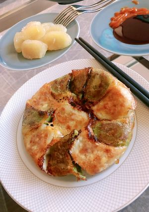 🥟自製高麗菜豬肉煎餃🥟 的食譜成品照片