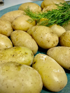 Una foto de Patatas de guarnición en microondas