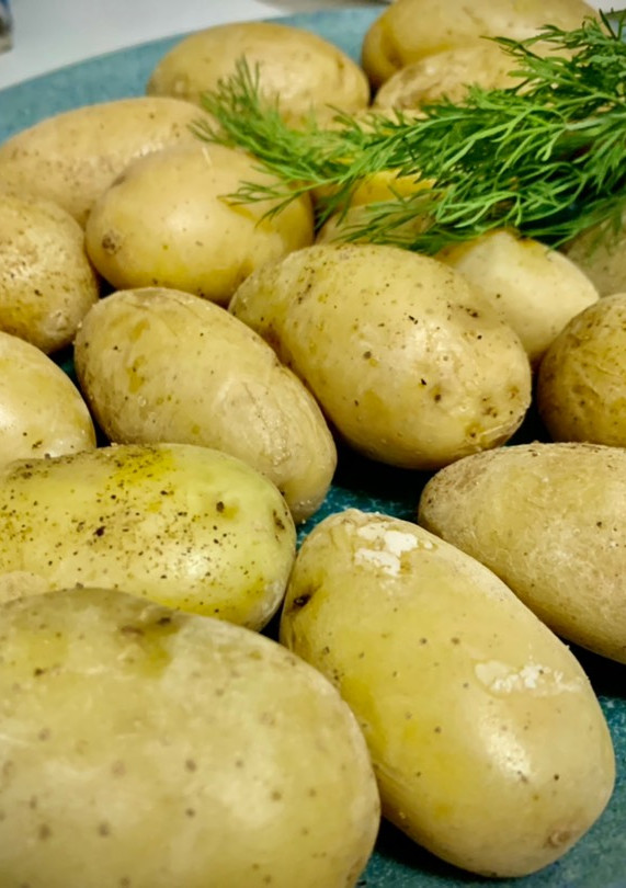 Una foto de Patatas de guarnición en microondas