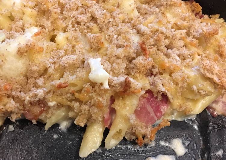 Recipe of Quick Cheesy cauliflower, bacon and pasta bake