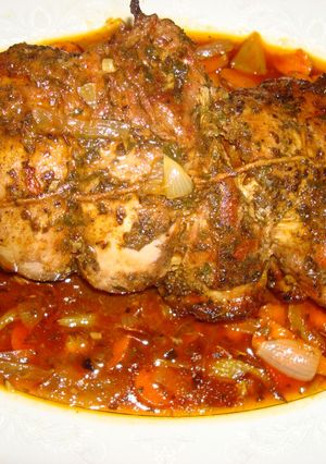 Una foto de Pulpa de cerdo braseada con zanahorias y cebolla