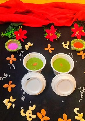 A picture of Paan shots thandai.