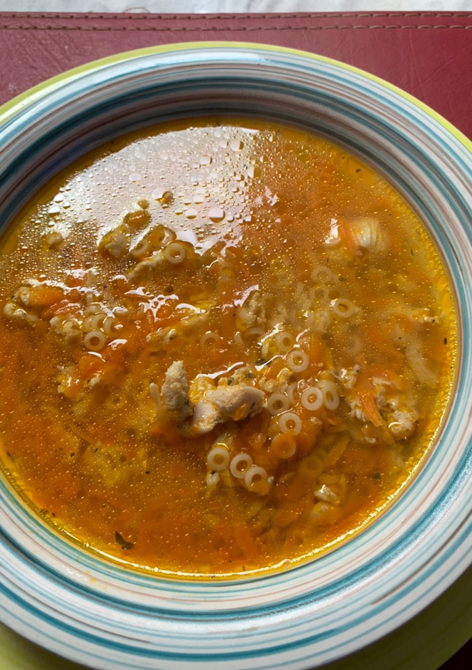 Una foto de Sopa de pechuga de pollo