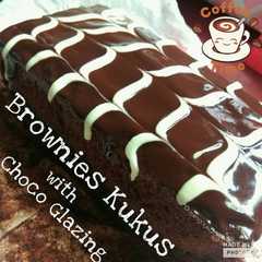 รูปของ Brownies Kukus Ny.Liem With Choco Glazing