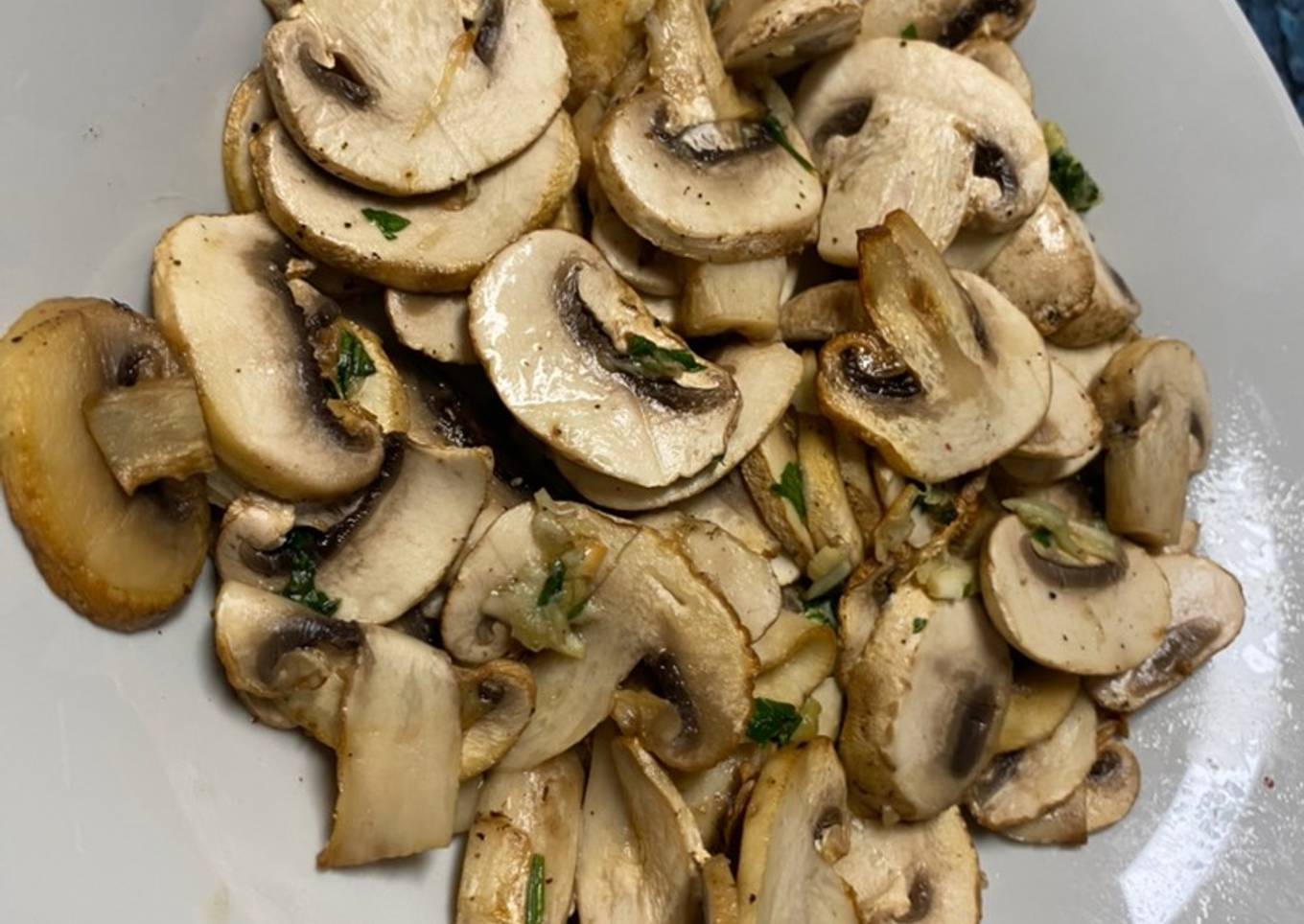 Champiñones al ajillo en freidora de aire