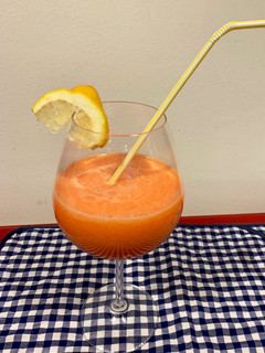 Una foto de Batido de melón con zanahoria y agua de coco en Thermomix