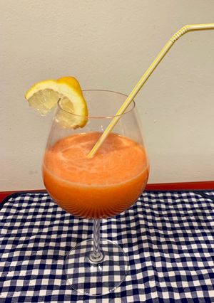 Una foto de Batido de melón con zanahoria y agua de coco en Thermomix