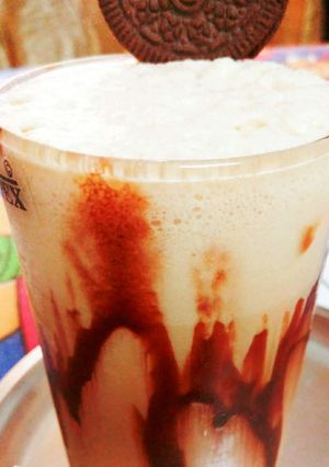 A picture of Chocolate shake.