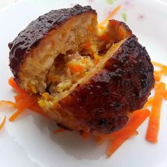 A picture of Chicken With Bacon Mini Burger In Hoisin Sauce.