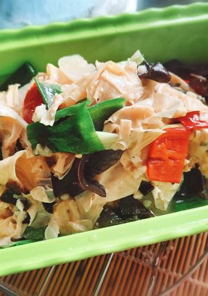 Foto resep Tumis kembang tahu jamur kuping