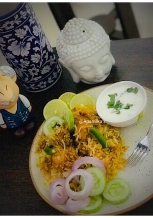 A picture of Thai Chicken Biriyani: ‘Khao Mok Gai'.