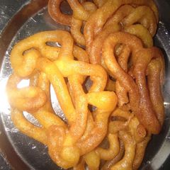 A picture of Urad dal jalebi.