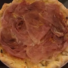 A picture of Creamy Cheese And Mushroom Pie With Parma Ham.