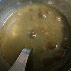 A picture of Black channa.