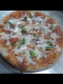 चीज़ पिज़्ज़ा (cheese pizza recipe in Hindi) रेसिपी मुख्य फोटो