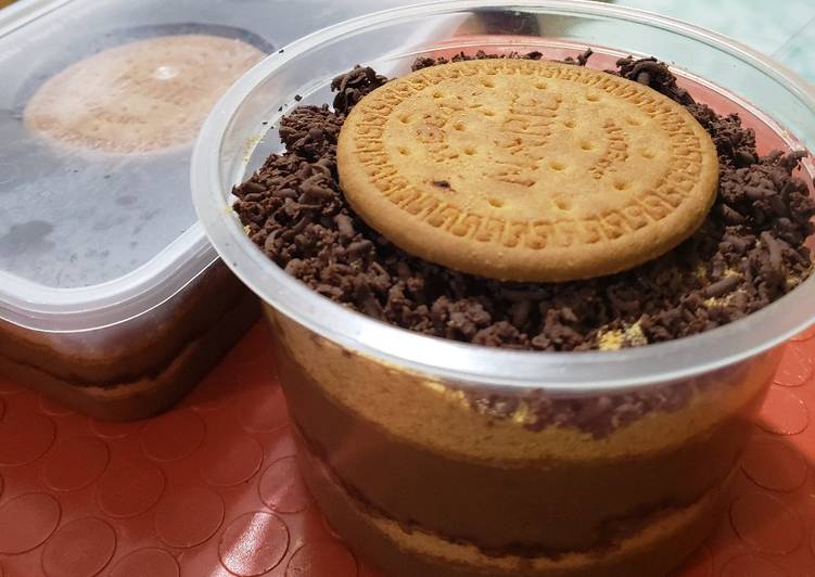 Puding tiramisu lumer