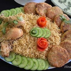 A picture of Chicken pulao.