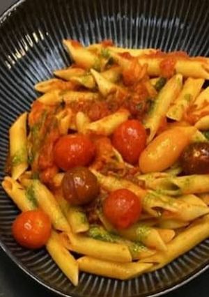 Foto de Massa com Pesto e Tomate Cherry