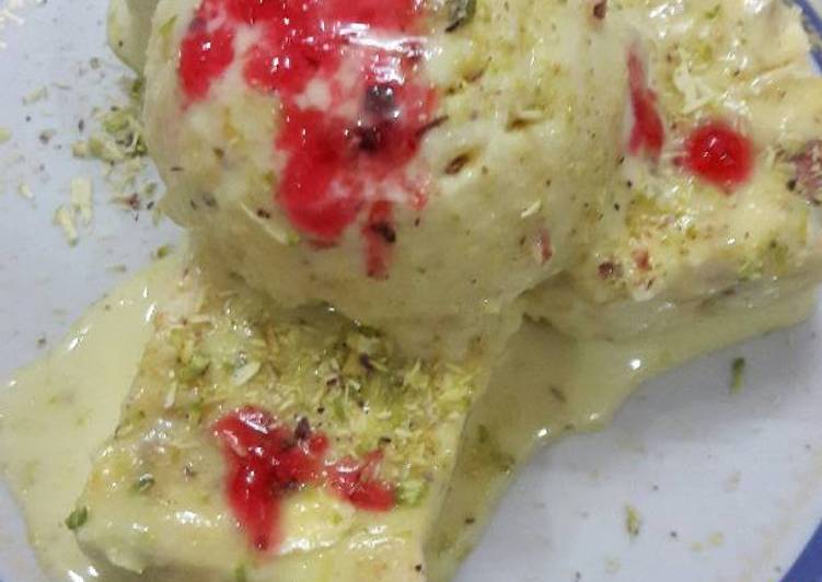 Step-by-Step Guide to Make Award-winning Kesar pista kulfi