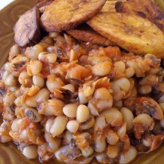 A picture of Faten wake da plantain.