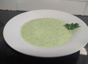 Una foto de Gazpacho de pepino. (sopa fría)