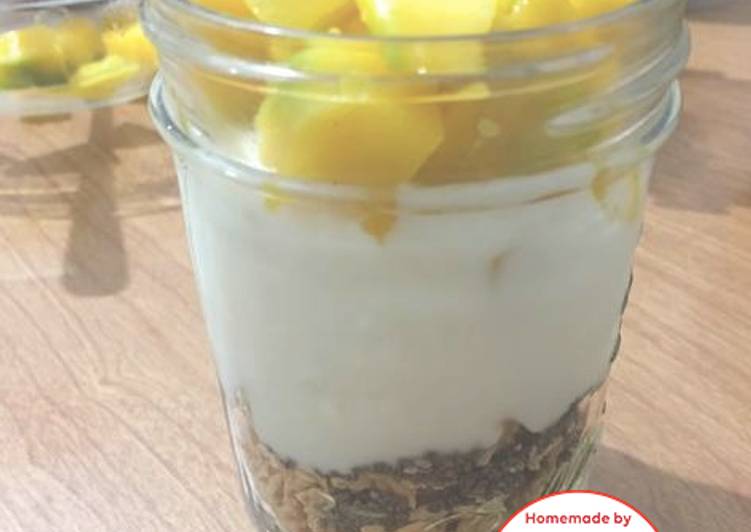 Overnight Oat Yogurt Chia Mango #homemadebylita