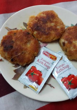 A picture of Aloo Tikki.