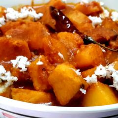 A picture of Yam Curry/Ol er dalna.