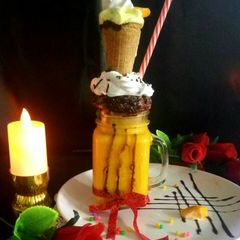A picture of Mango Monster Donut Shake.