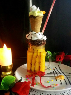 A picture of Mango Monster Donut Shake.