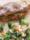 Pechuga rellena, en crema de piñón