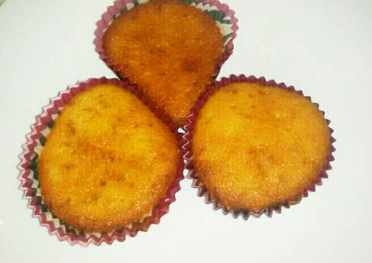 Recipe of Speedy Vanilla cupcakes