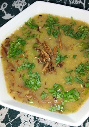 A picture of Cumin Garlic Daal.