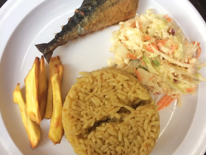Recipe Jollof rice,salad with chips and fish the So Delicious You can take Joss in your mouth