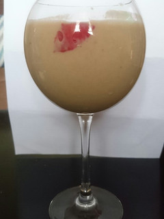 A picture of Banana smoothie.