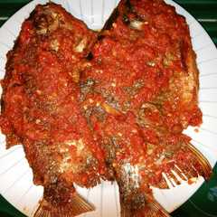 Ikan Bawal Balado রেসিপির প্রধান ছবি