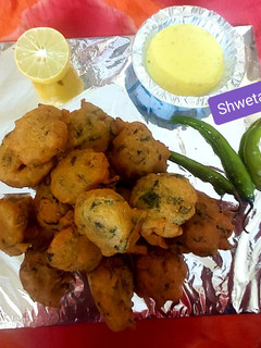 ગોટા (Gota Recipe in Gujarati) રેસીપી મુખ્ય ફોટો