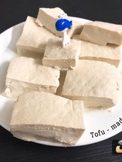 Hình của món Đậu phụ(đậu nành) made by mẹ Mỹ mèo ❤️Tofu made by mẹ Gà ☺️.