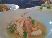 Una foto de ceviche merluza