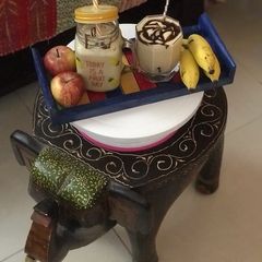 A picture of Apples Bananas Vanilla Milkshake.