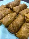 Dolmas - Rollos de hoja de parra con pollo, calabaza y arroz